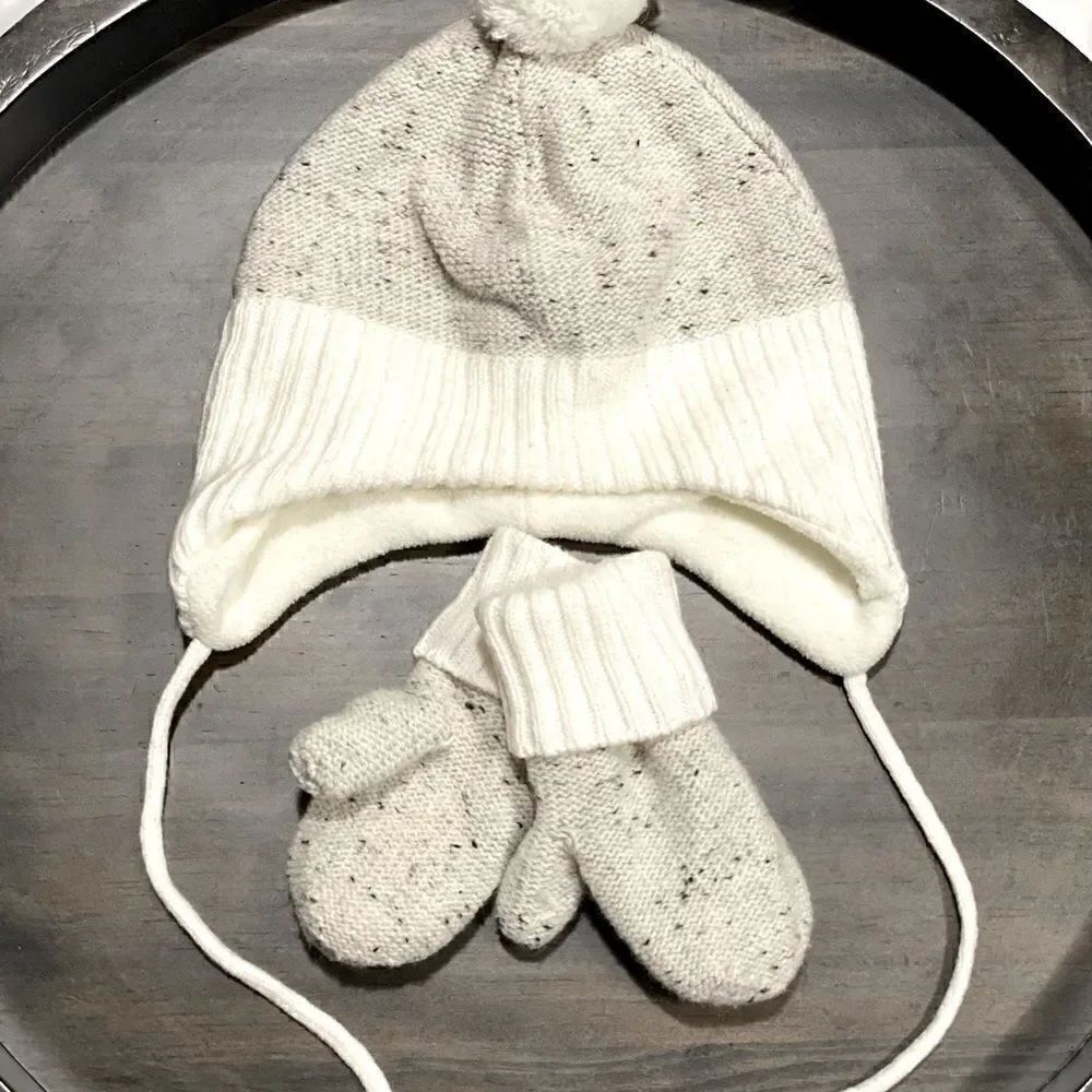 Grey/Off White Hat & Mitten Set - Picture 3 of 3